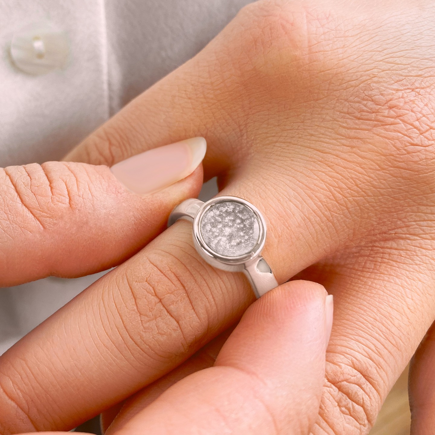 Available in a choice of seven colours or with clear glass, the Ashes into Glass Tribute Ring is made in part from the ashes of a beloved friend or family member using our patented process.
Set in your choice of Silver, Gold or White Gold with a complimentary engraving that is special to you.
#ashesintoglass